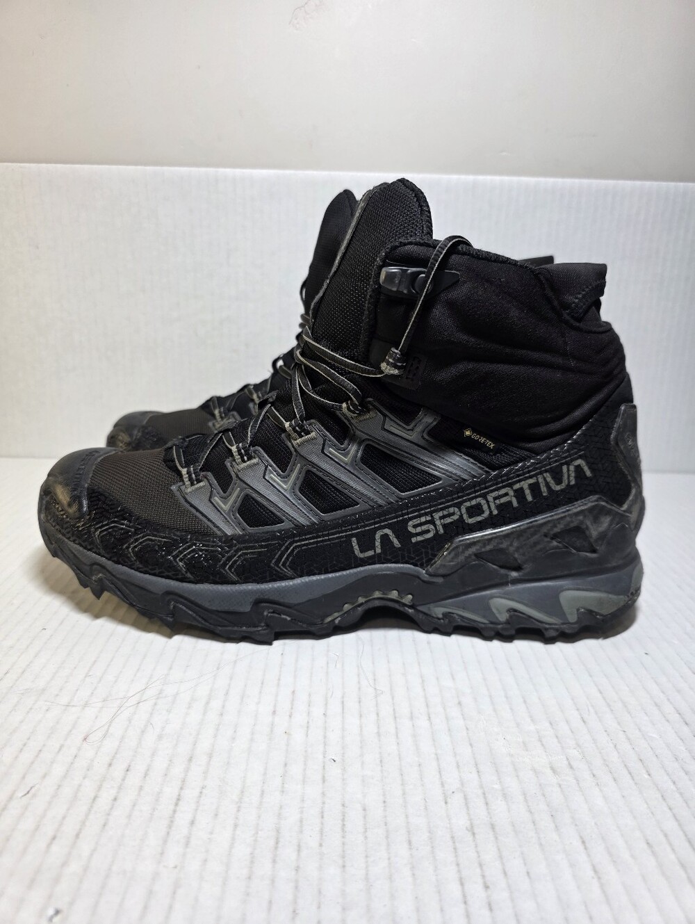 La Sportiva Ultra Raptor II Mid GTX Black Clay Hiking Trail Running Shoes Sz 12